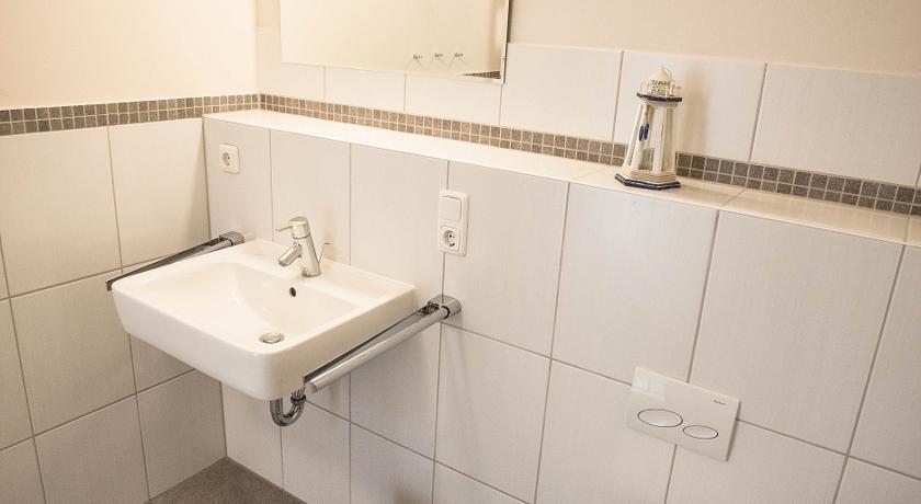 Ferienwohnung Aalfaenger Breege Zewnętrze zdjęcie